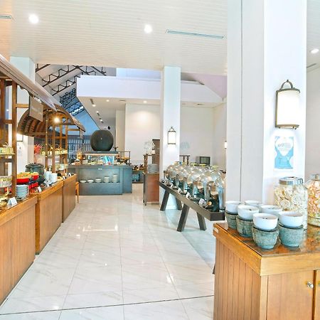 בוגור Lido Lake Resort By Mnc Hotel מראה חיצוני תמונה