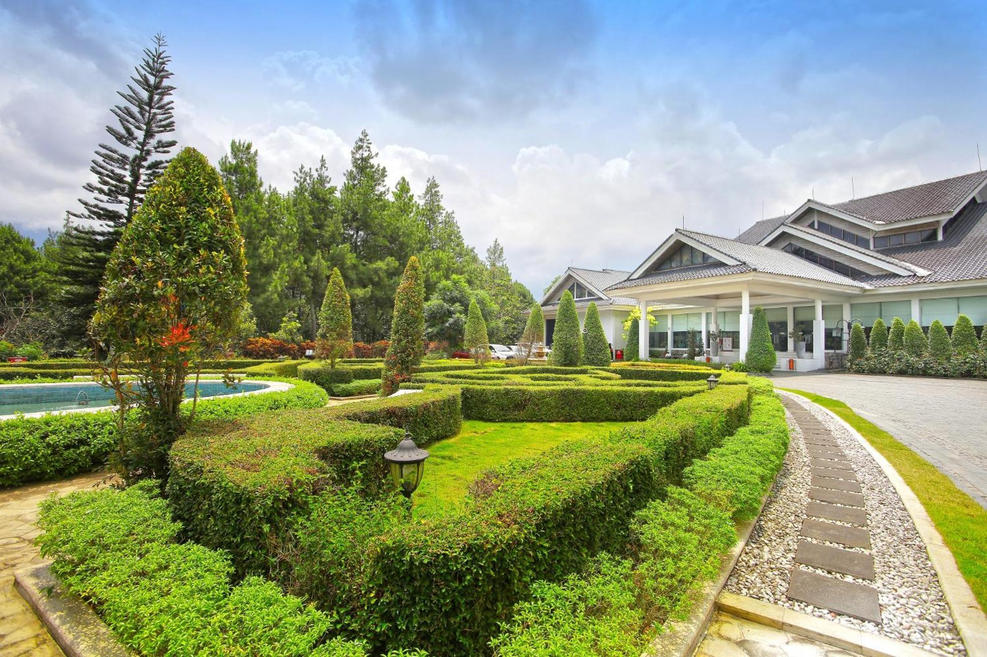 בוגור Lido Lake Resort By Mnc Hotel מראה חיצוני תמונה
